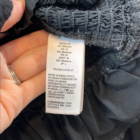 The Drop Puff Sleeve Smocked Chest Long Sleeve 100% Cotton Blouse - Size Small - Picture 6 of 9